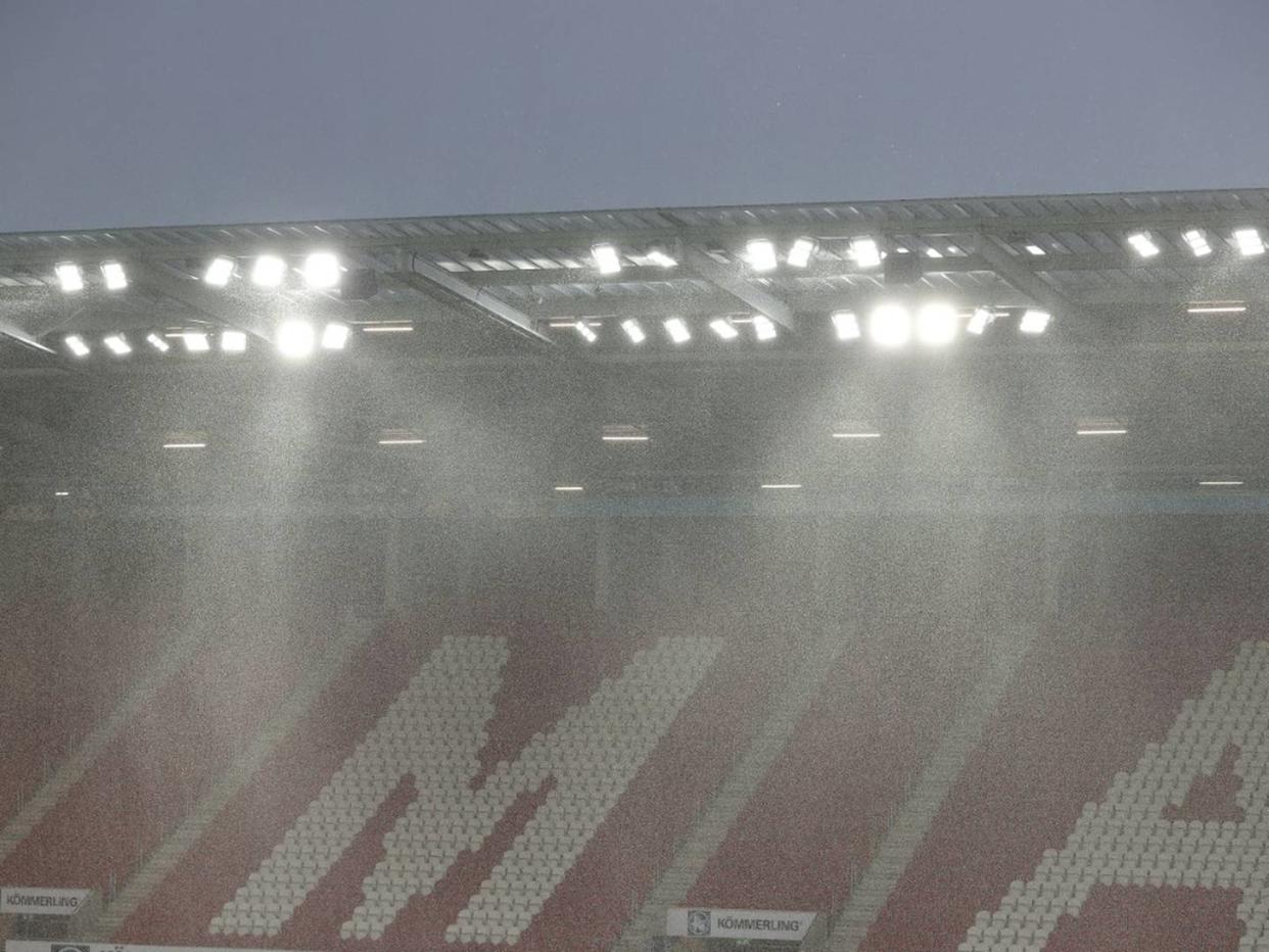 Unwetter beeinträchtigt Partie zwischen Mainz und Dortmund