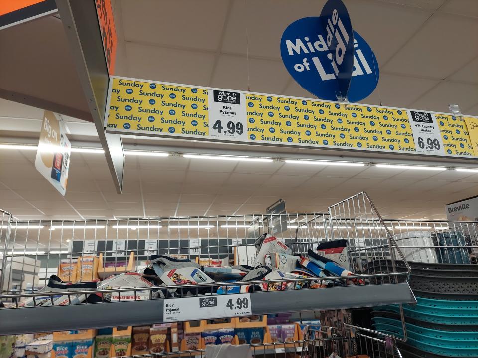 Lidl middle aisle