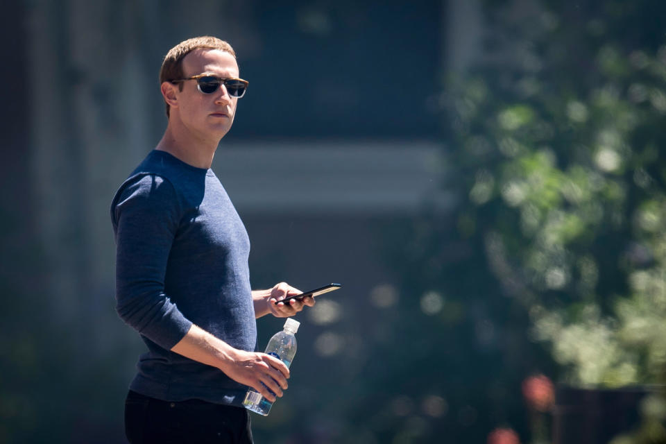 Facebook and its execs have been labeled "digital gangsters" in a UKparliamentary report that calls for the company to be regulated