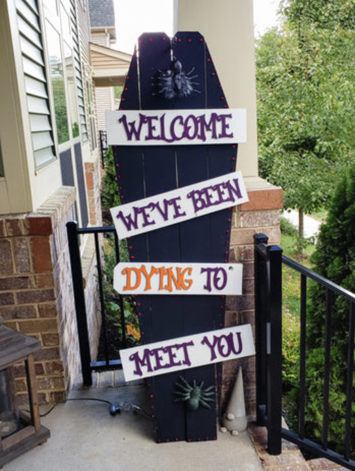 Coffin Welcome Sign