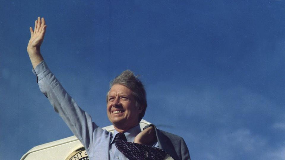 jimmy carter waving from air force one circa 17 may 1977