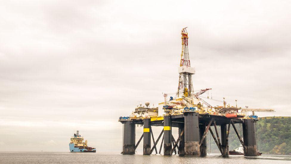 oil rig in scotland