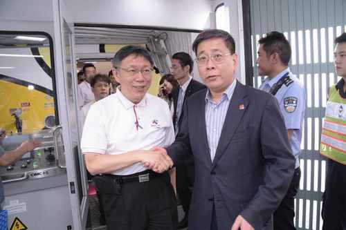 上海台辦主任李文輝與台北市長柯文哲會面，磋商台北、上海雙城論壇。 （圖：新頭殼資料照）