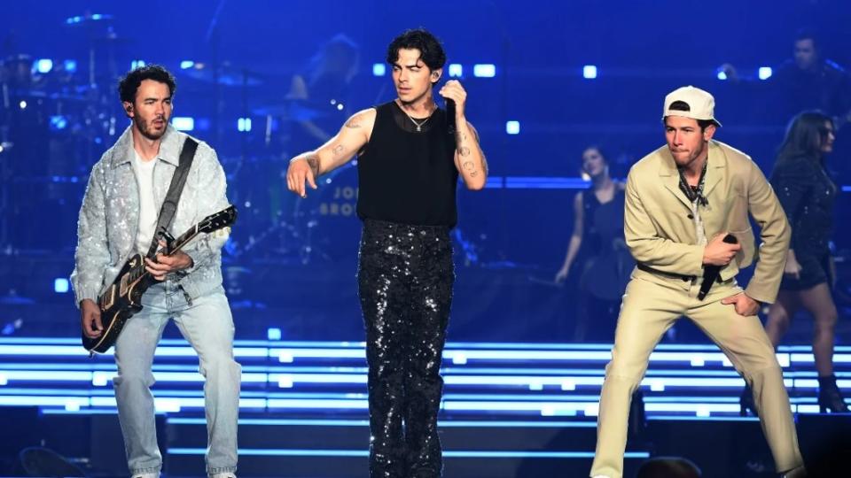 From left to right: Kevin, Joe and Nick of The Jonas Brothers (Getty Images)