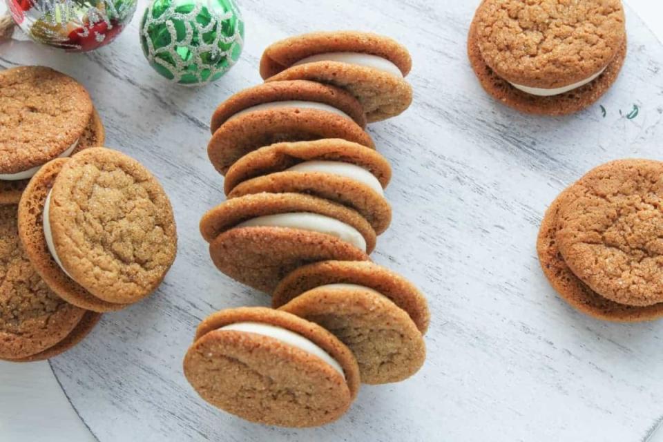 <p>Mommy Mouse Clubhouse</p><p>Soft and chewy gingerbread sugar cookies are a delicious rolled sugar cookie recipe with a hint of gingerbread spices!</p><p><strong>Get the recipe: <a href="https://mommymouseclubhouse.com/gingerbread-sugar-cookies/" rel="nofollow noopener" target="_blank" data-ylk="slk:Gingerbread Sugar Cookies;elm:context_link;itc:0;sec:content-canvas" class="link ">Gingerbread Sugar Cookies</a></strong></p>