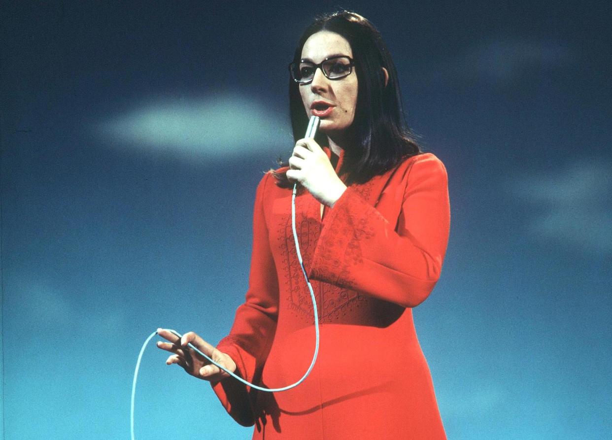 <span>Global pop icon Nana Mouskouri, one of the biggest-selling singers of all time, performing in 1965.</span><span>Photograph: Dezo Hoffmann/Rex Features</span>