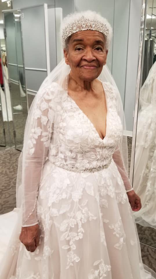 Grandma In Tears After Seeing Her Wedding Dress Altered To Chic Co-Ord By  Granddaughter, A Discussion Online Ensues