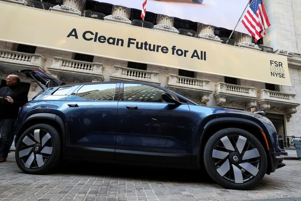 A Fisker Ocean is displayed during an event outside the New York Stock Exchange (NYSE) in New York City, U.S., November 22, 2022. REUTERS/Brendan McDermid