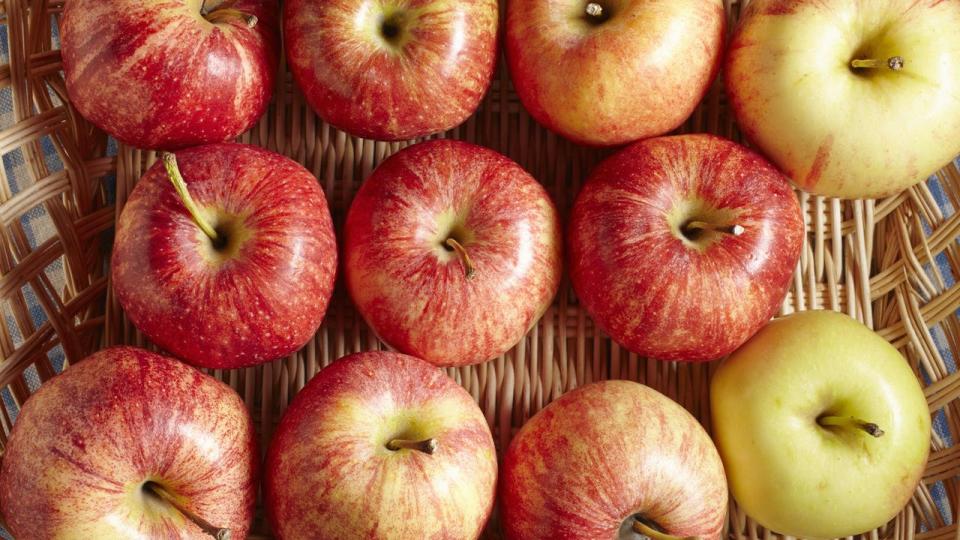 25 Amazing Apple Recipes