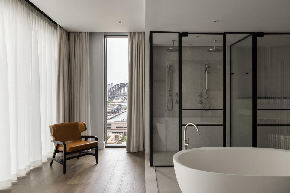 Capella Sydney - Hotel - Room - City View - Floating Tub