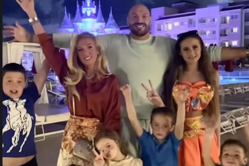 Paris and Tyson Fury share six children