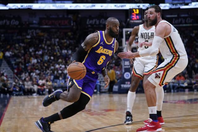 NBA mailbag: Can Lakers fix problems, salvage season?