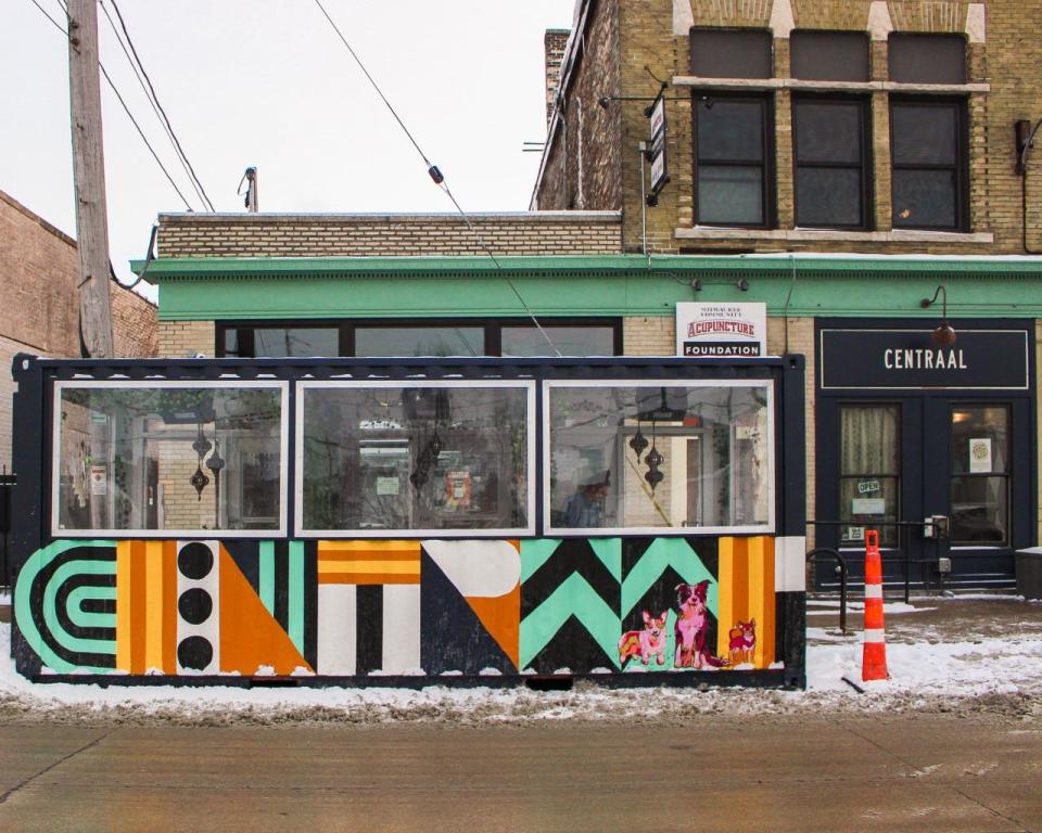 The Streetcar on Lincoln is available for dining at Centraal Grand Café & Tappery