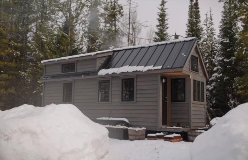 <p>Tiny House Expedition / YouTube</p>