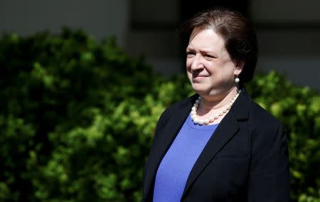 FILE PHOTO: Associate Supreme Court Justice Elena Kagan arrives for the swearing in ceremony of Judge Neil Gorsuch as an Associate Supreme Court Justice in the Rose Garden of the White House in Washington, U.S., on April 10, 2017. REUTERS/Joshua Roberts/File Photo