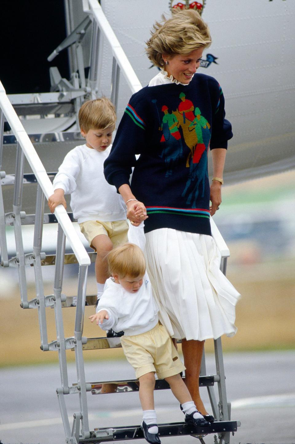 Proof That No One Did Sweater Weather Better Than Princess Diana