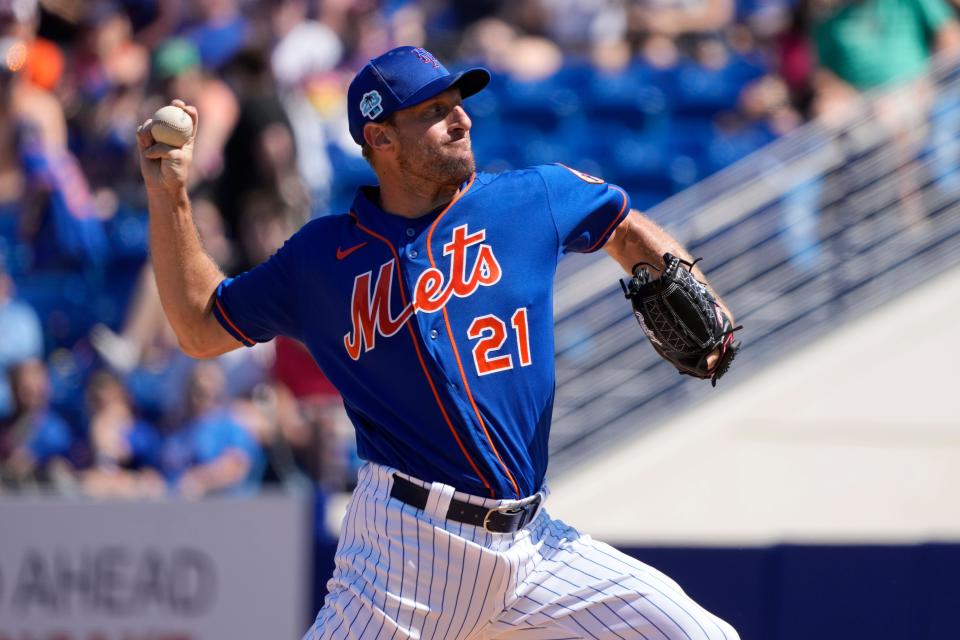 Max Scherzer hizo su primera apertura de entrenamiento de primavera con un reloj de lanzamiento el domingo.