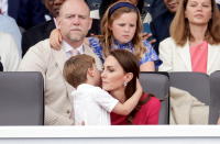 <p>Prince Louis shares a tender moment with his mother during celebrations for the Platinum Jubilee of the Queen. (Reuters)</p> 