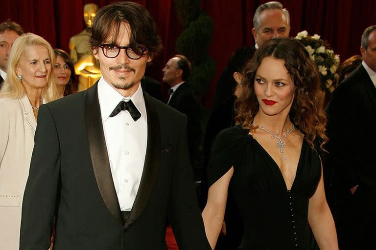 “Johnny Depp es el padre de mis dos hijos, es una persona sensible, cariñosa y querida