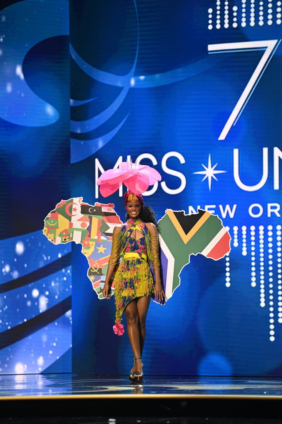 Miss South Africa in the 2023 Miss Universe Costume Contest.