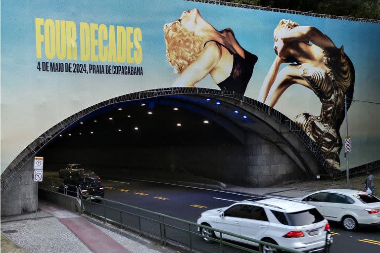 El municipio carioca, con el esponsoreo de un importante banco del Brasil, hizo una gran campaña publicitaria del show de Madonna en Copacabana