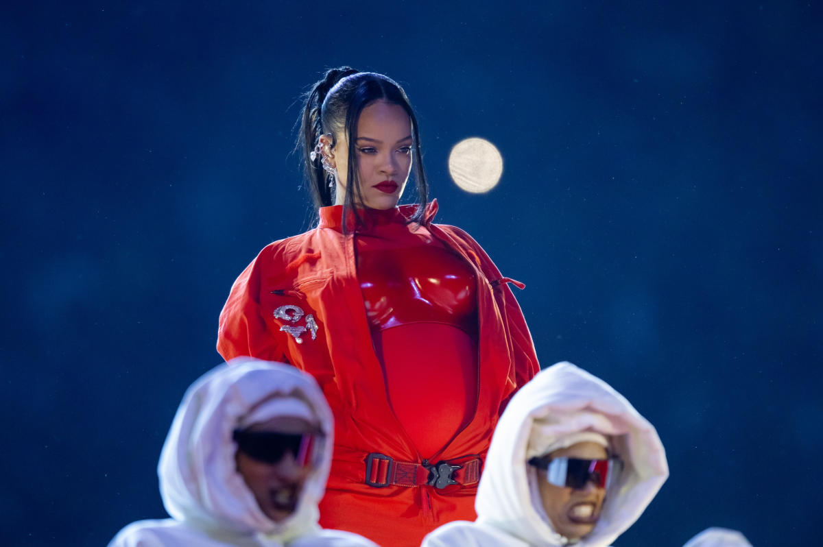 Representante confirma que Rihanna será madre por segunda vez