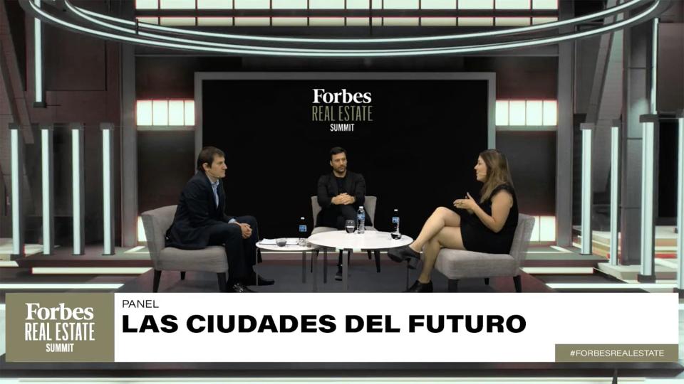 Álvaro García Resta en el Summit Real Estate de Forbes.