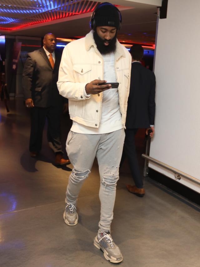 The Best and Craziest Pre-Game Fits of the 2017-18 NBA Season (So Far)