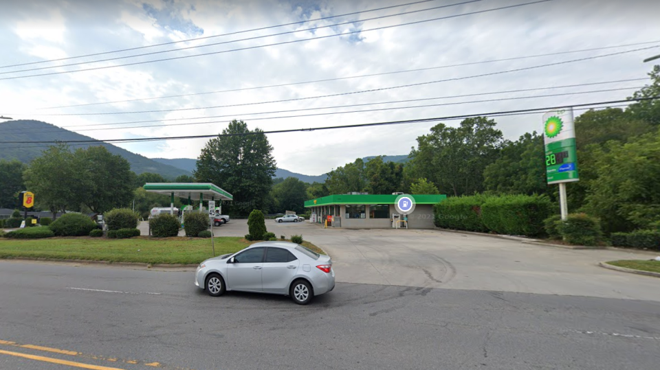 The gas station on Tunnel Road in East Asheville where former Buncombe County Deputy Tyler McDonald sought to detain Jamie Burleson, allegedly assaulting him.