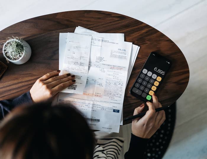 woman calculating bills