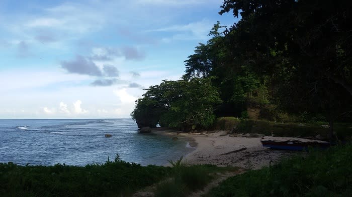 Gebe Island in North Maluku: Before starting her journey, Shinta was also riddled with doubts; her parents were resistant to her ideas, and there was little confidence that the budget would be sufficient or whether her bike could endure such a long trip.