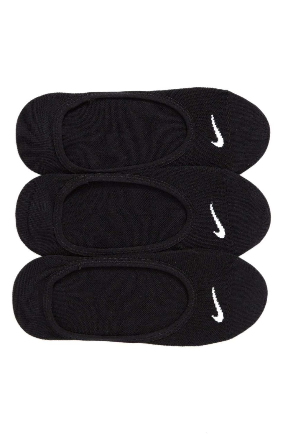 19) 3-Pack No-Show Socks