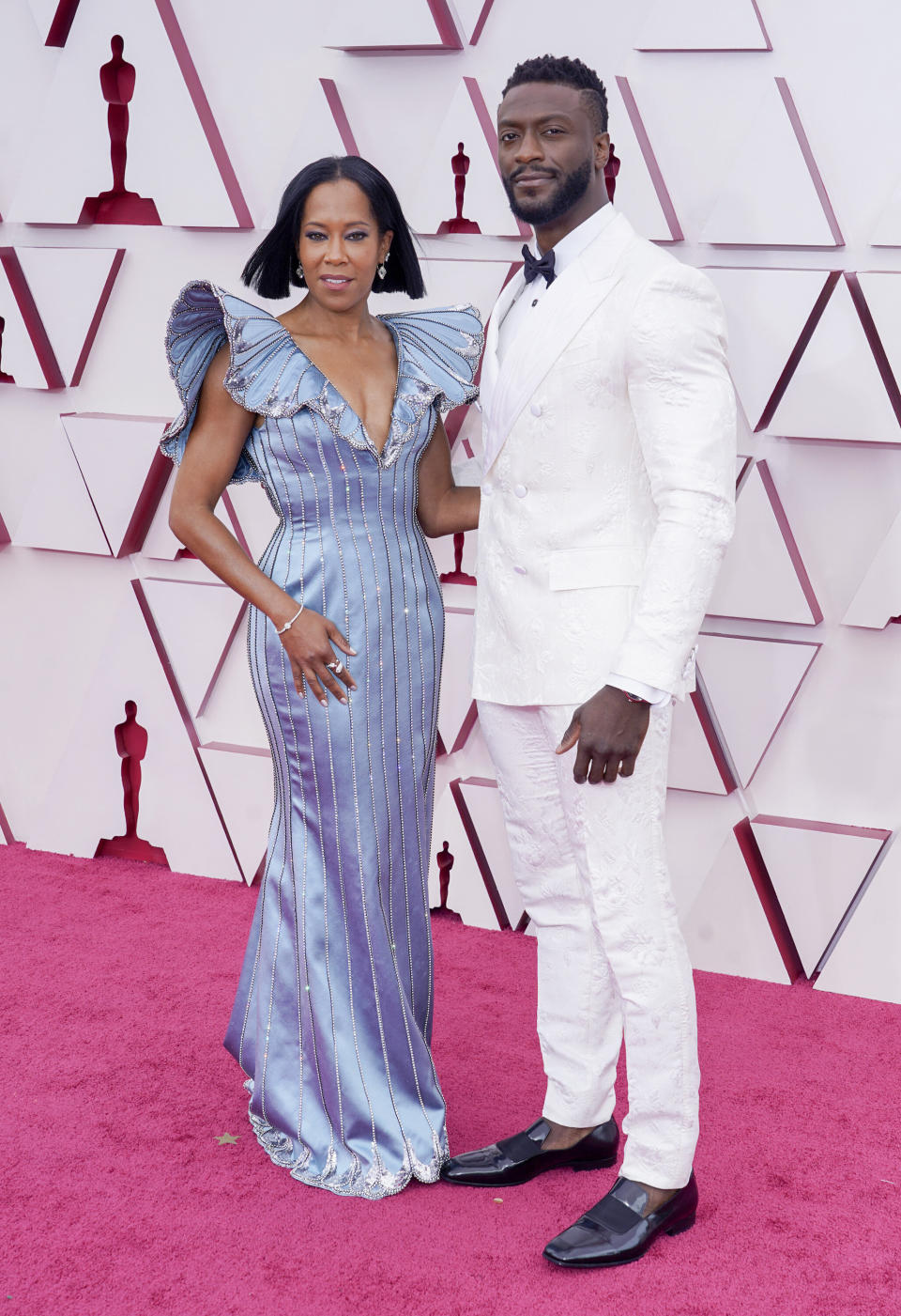 King and Aldis Hodge, star of "One Night in Miami," on the red carpet of the 2021 Oscars.  (Photo: Pool via Getty Images)