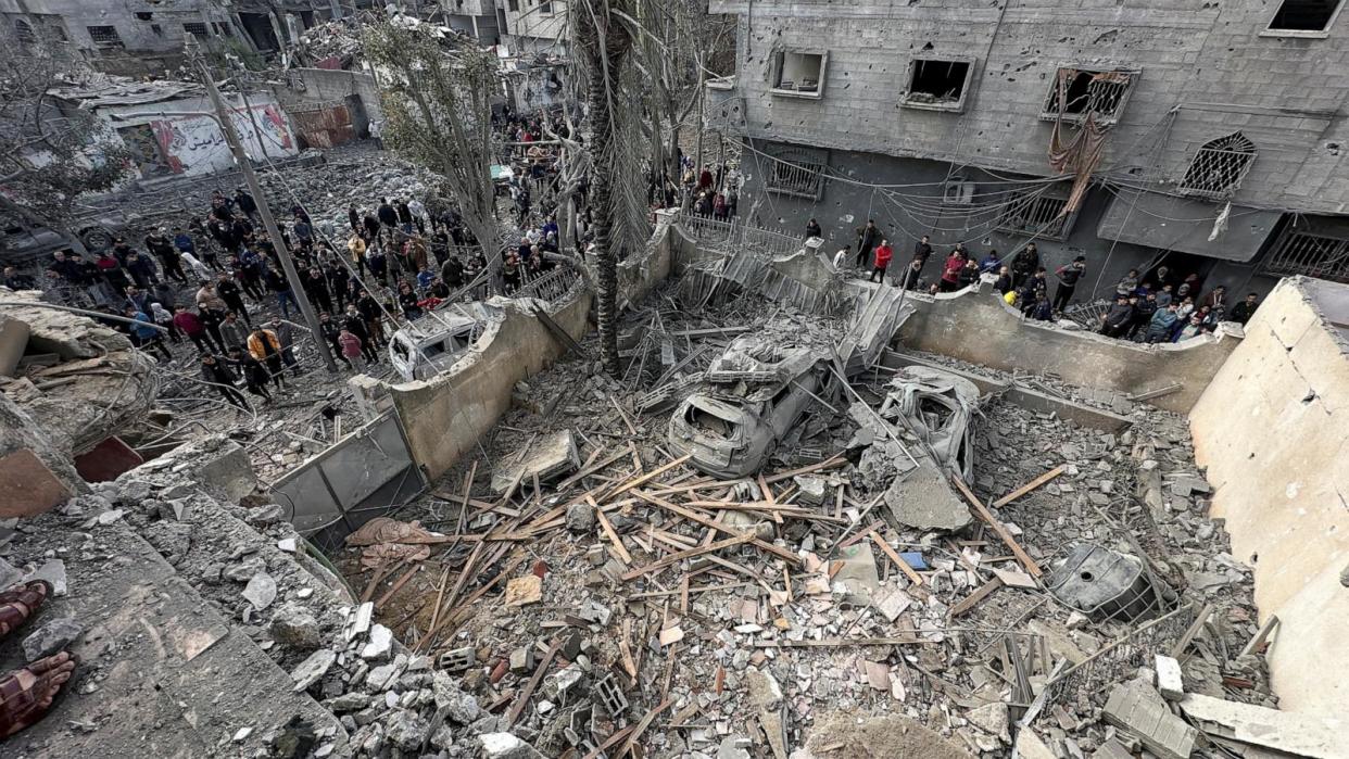 PHOTO: Palestinians inspect the site of an Israeli strike on a house, amid the ongoing conflict between Israel and the Palestinian Islamist group Hamas, in Jabalia in the northern Gaza Strip, Jan. 3, 2024.  (Emad Gabon/Reuters)