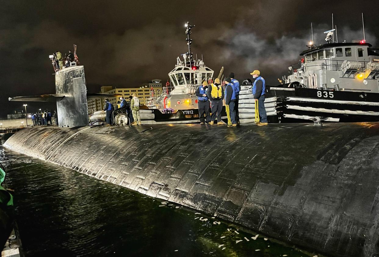The USS Oklahoma City (SSN-723) arrives at Naval Base Kitsap-Bremerton in November.