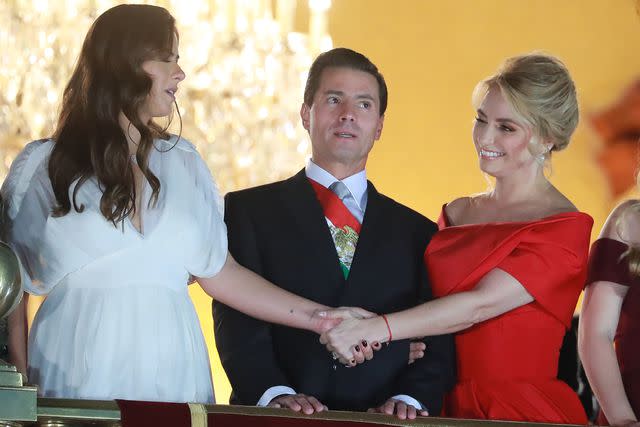 <p>Hector Vivas/Getty Images</p> Angélica Rivera, Enrique Peña Nieto e hija