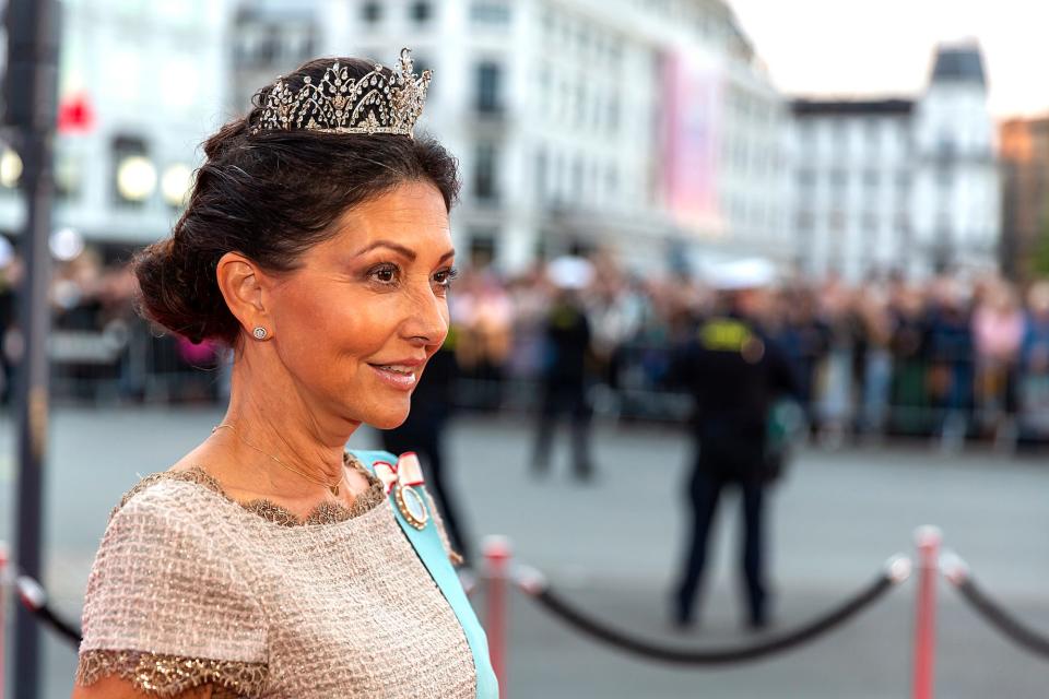 Countess Alexandra wearing a tiara