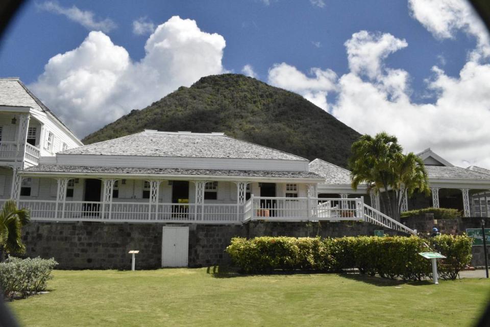 La mansión del s. 18 Fairview House en St. Kitts traslada a los visitantes a la época colonial de estas islas.