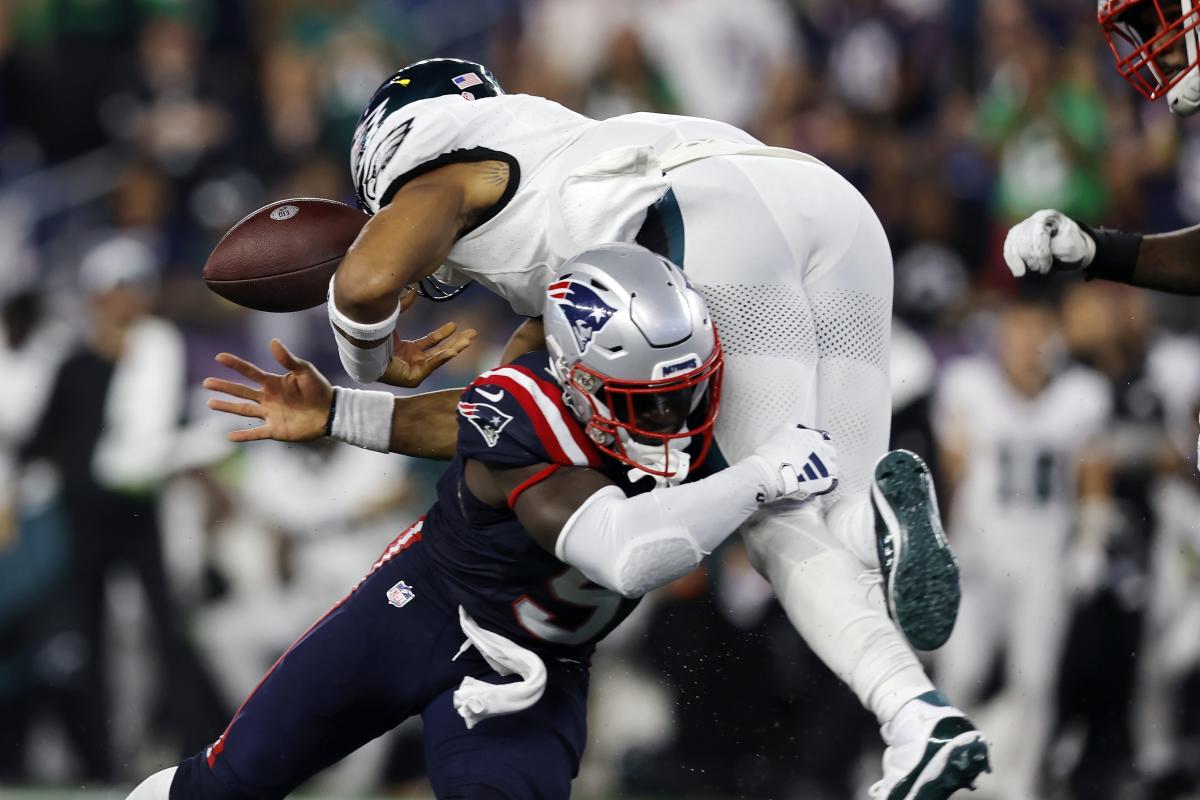 New England Patriots fumble away game, waste Mac Jones' impressive debut in  loss to Miami Dolphins 
