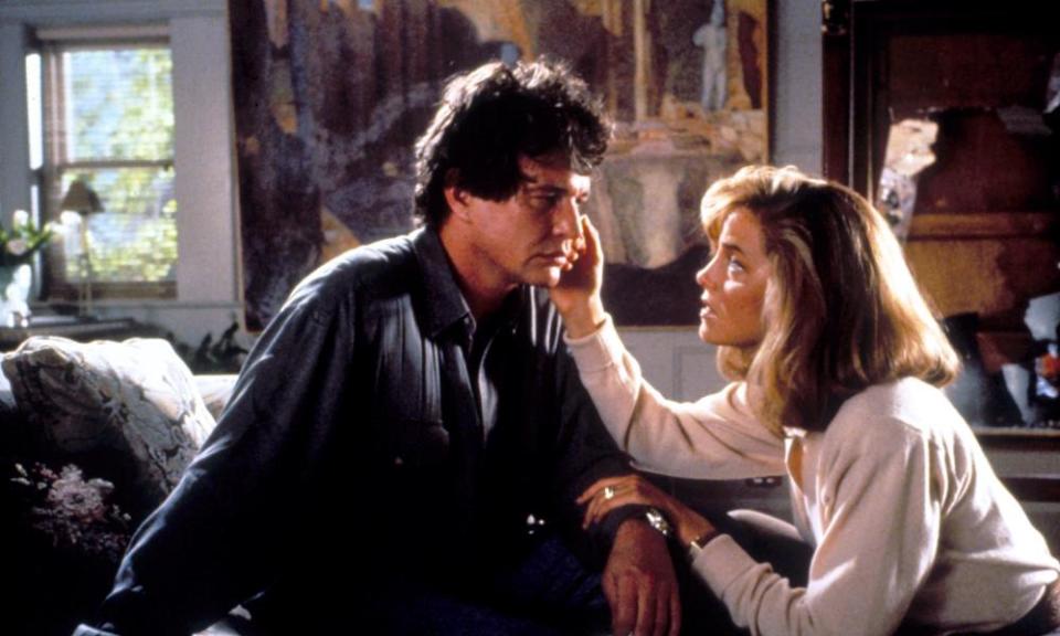 Tom Berenger and Greta Scacchi in Shattered