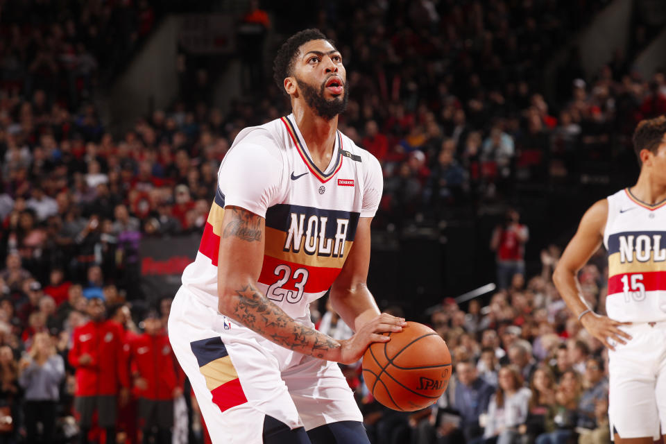 Anthony Davis has a finger fracture, but might actually return sooner than expected. (Getty Images)