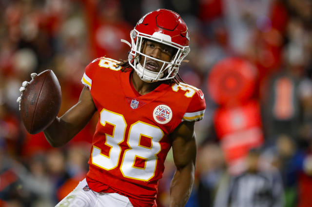 Chiefs CB L'Jarius Sneed teams up with Big Brothers Big Sisters Kansas City