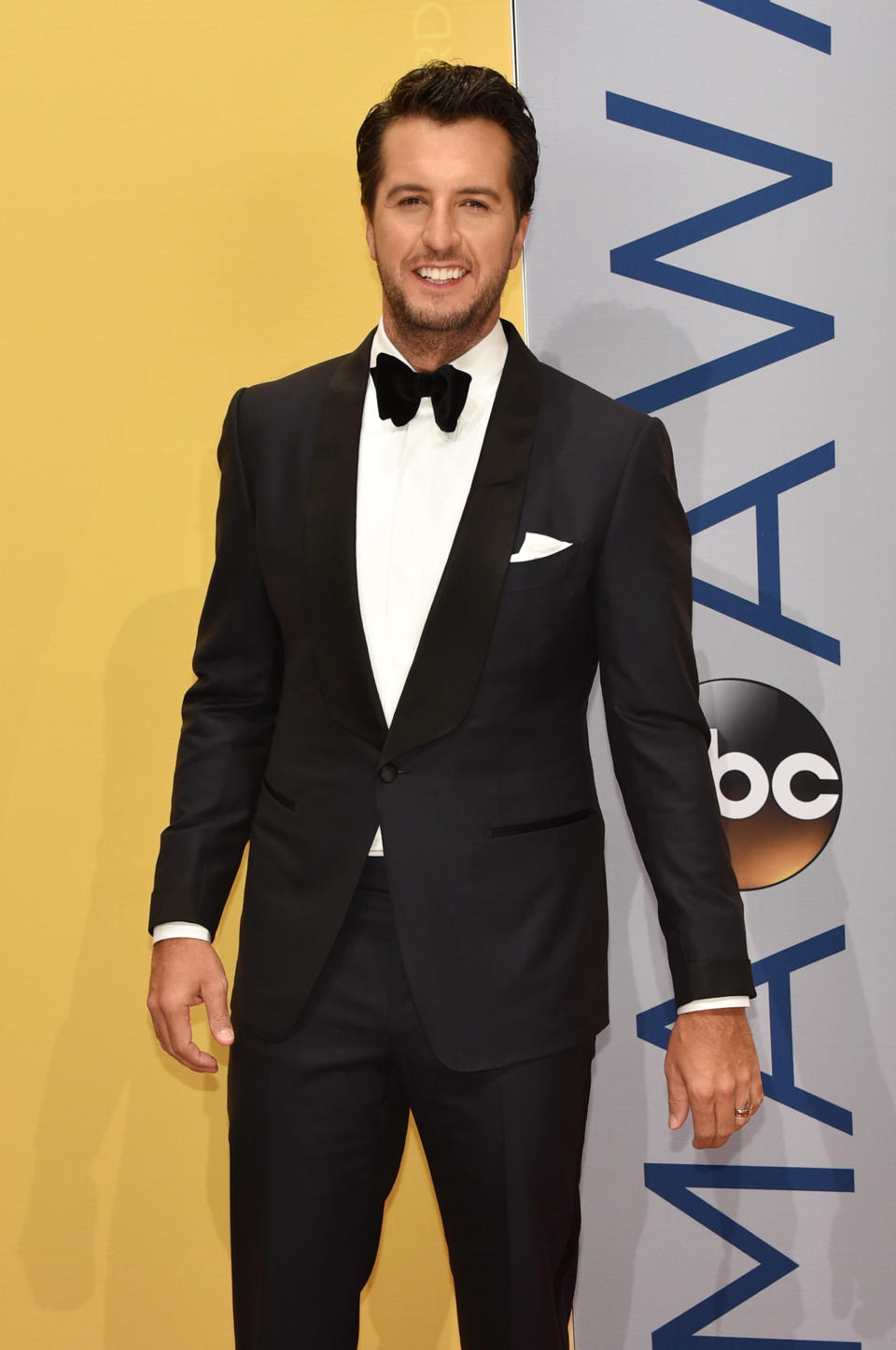 NASHVILLE, TN - NOVEMBER 02:  Singer-songwriter Luke Bryan attends the 50th annual CMA Awards at the Bridgestone Arena on November 2, 2016 in Nashville, Tennessee.  (Photo by John Shearer/WireImage)