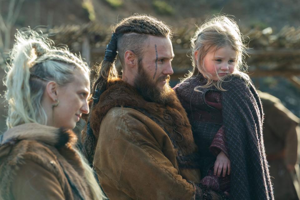 <div><p>"<i>Vikings</i> should have ended with the death of Ragnar. That would have left the open book for:</p><p>* A tv movie about the revenge of Ragnar, by his sons.</p><p>* A short six to eight-episode season of Bjorn and his travels. This would have had a better development with money enough for a full season about it, instead of a single trip with two undisclosed locations." <b>—</b><a href="https://go.redirectingat.com?id=74679X1524629&sref=https%3A%2F%2Fwww.buzzfeed.com%2Fmorganmurrell%2Fworst-tv-finales&url=https%3A%2F%2Fwww.reddit.com%2Fuser%2Ftheycallmeponcho%2F&xcust=7424527%7CBF-VERIZON&xs=1" rel="nofollow noopener" target="_blank" data-ylk="slk:u/theycallmeponcho;elm:context_link;itc:0;sec:content-canvas" class="link "><b>u/theycallmeponcho</b></a></p></div><span> Jonathan Hession / ©History Channel / Courtesy Everett Collection</span>