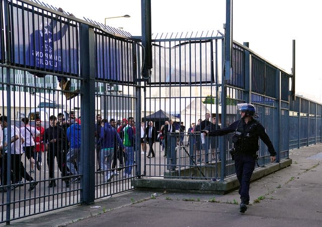 Police used pepper spray against fans outside the the Stade de France