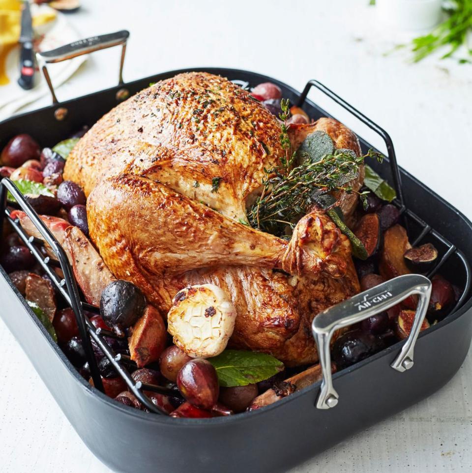 PHOTO: All-Clad HA1 Nonstick Roasting Pan with Rack, 16' x 13' from Sur La Table. (Amazon)