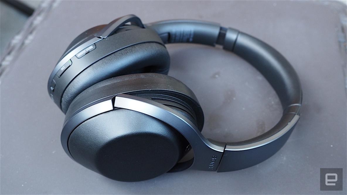 Sony WH-1000XM2 review: Sony's top noise-cancelling headphones match Bose  for best - CNET
