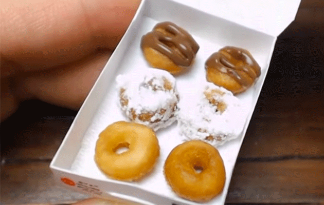 Tiny doughnuts in a Mimine Kreme box. Photo: YouTube