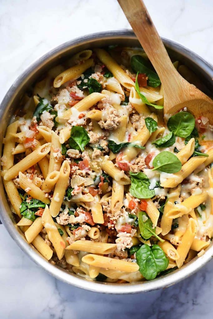 <strong>Get the <a href="https://www.foodiecrush.com/one-pot-penne-pasta-with-turkey-and-spinach/" target="_blank">One-Pot Penne Pasta with Turkey and Spinach </a>recipe from Foodie Crush</strong>