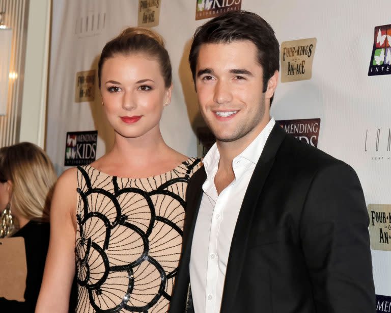 Emily VanCamp Josh Bowman